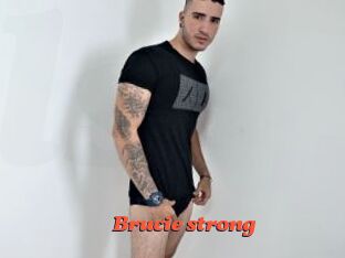 Brucie_strong