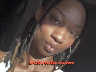 Dakotabrownn