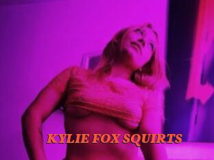 KYLIE_FOX_SQUIRTS