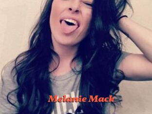 Melanie_Mack