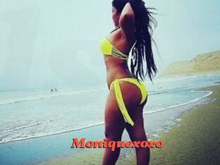 Moniquexoxo