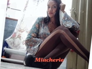 Miacherie