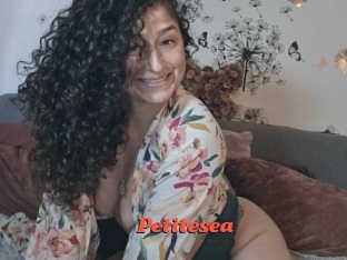 Petitesea