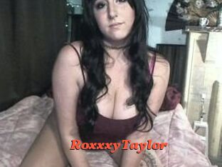 RoxxxyTaylor