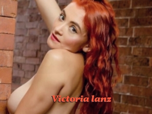 Victoria_lanz